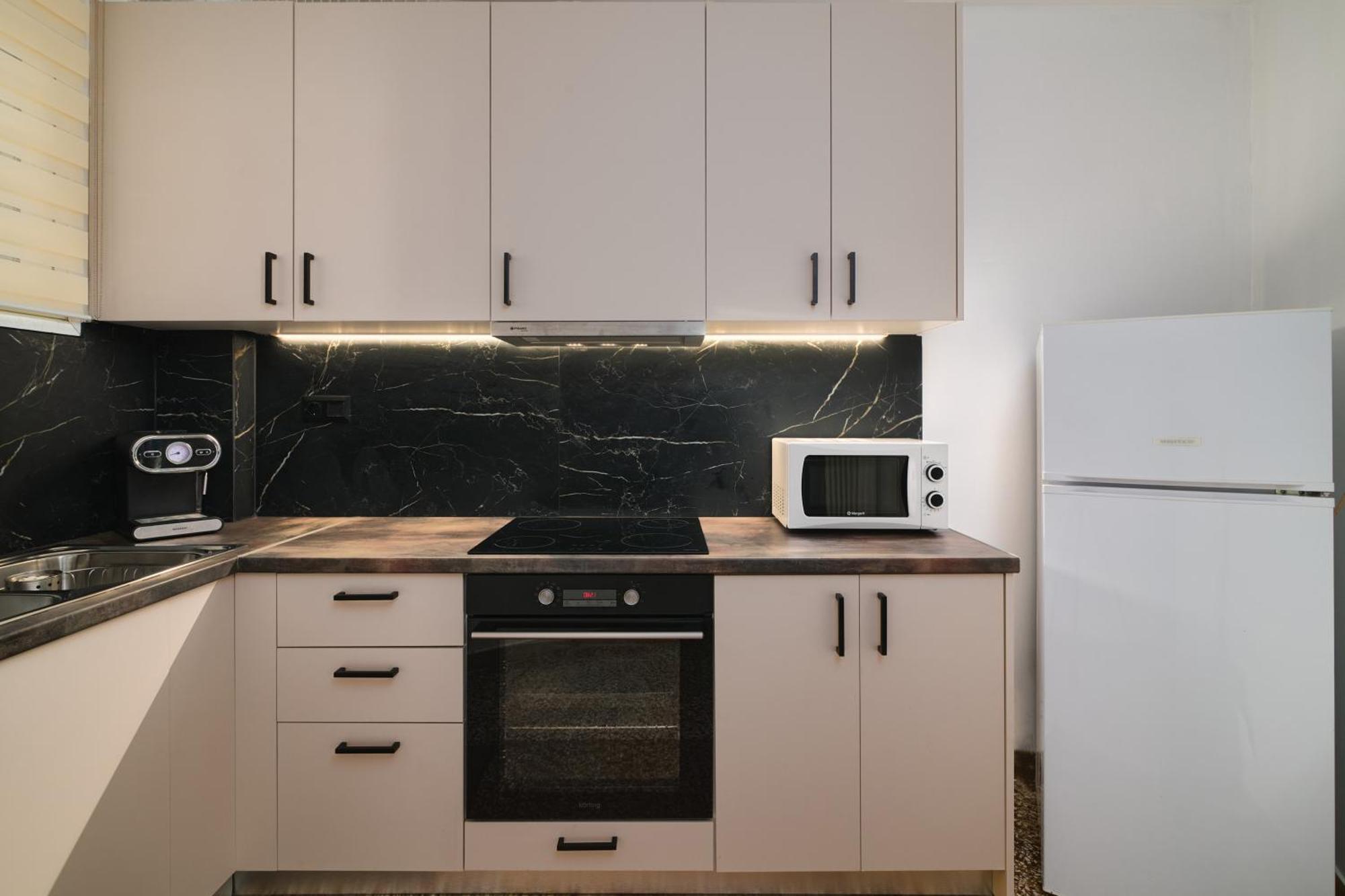 Venias Two-Bedroom Apartment Kallimarmaro And Zappeio Area Athen Eksteriør billede
