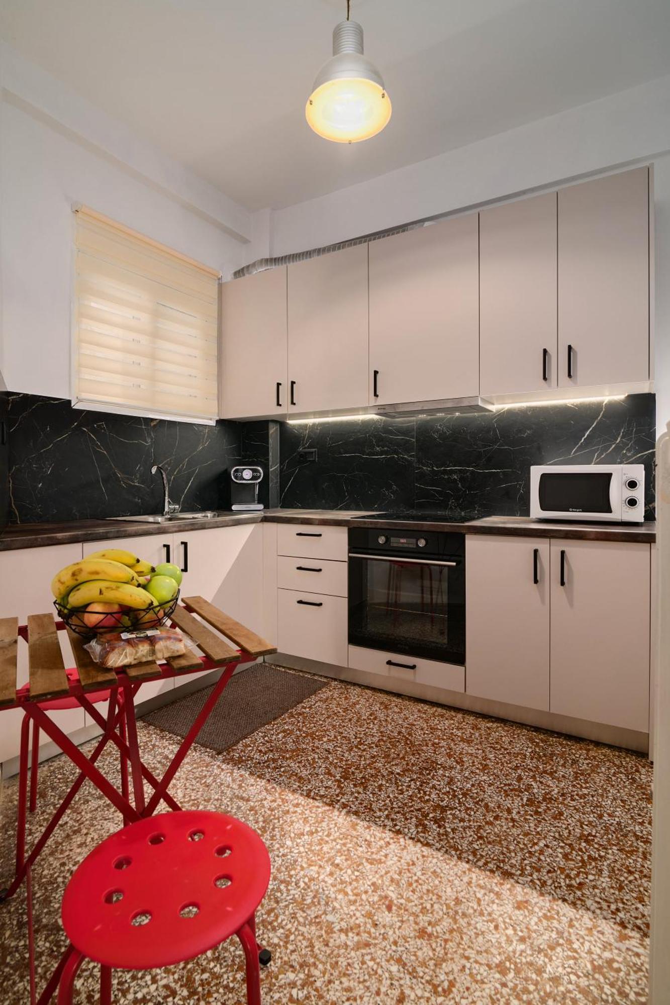 Venias Two-Bedroom Apartment Kallimarmaro And Zappeio Area Athen Eksteriør billede